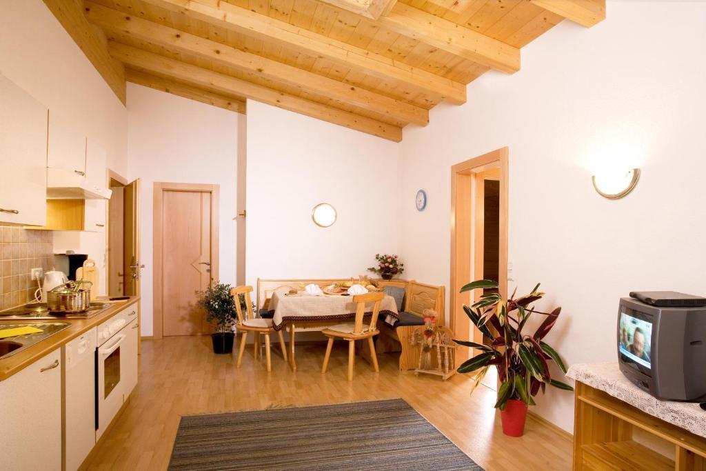 Haus Weidmannsheil Apartment Langenfeld Ruang foto