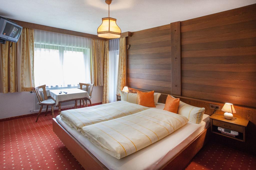 Haus Weidmannsheil Apartment Langenfeld Bagian luar foto