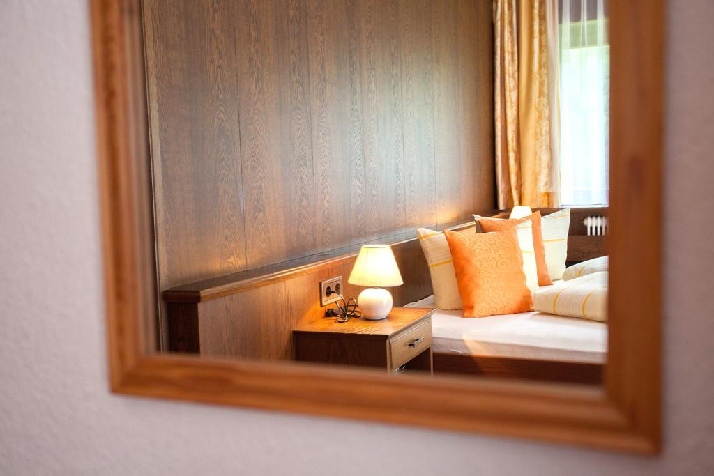 Haus Weidmannsheil Apartment Langenfeld Bagian luar foto